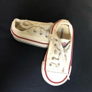 Converse toddler size 5 🐶